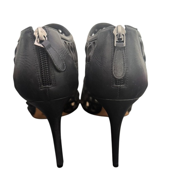 Alexandre Birman Black Leather Cut Out Heels Size 40.5 Laser Cut Peep Toe Shoes - Picture 5 of 10